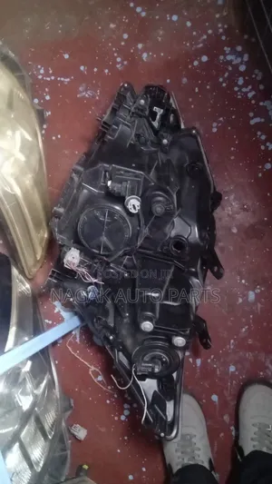 Toyota Vellfire 2012 Headlight