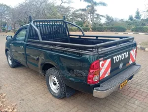 Toyota Hilux 2008 Green