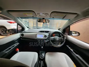 Toyota Vitz 2014 White
