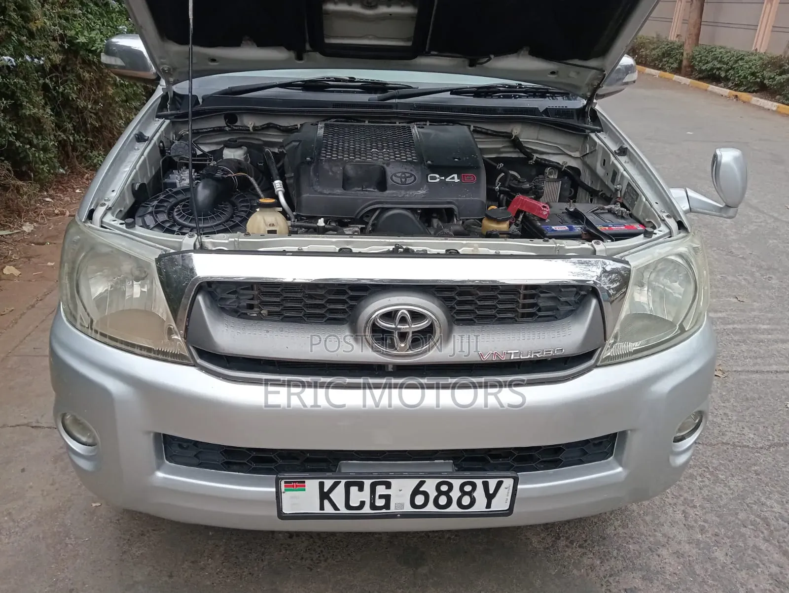 Toyota Hilux 2010 Silver