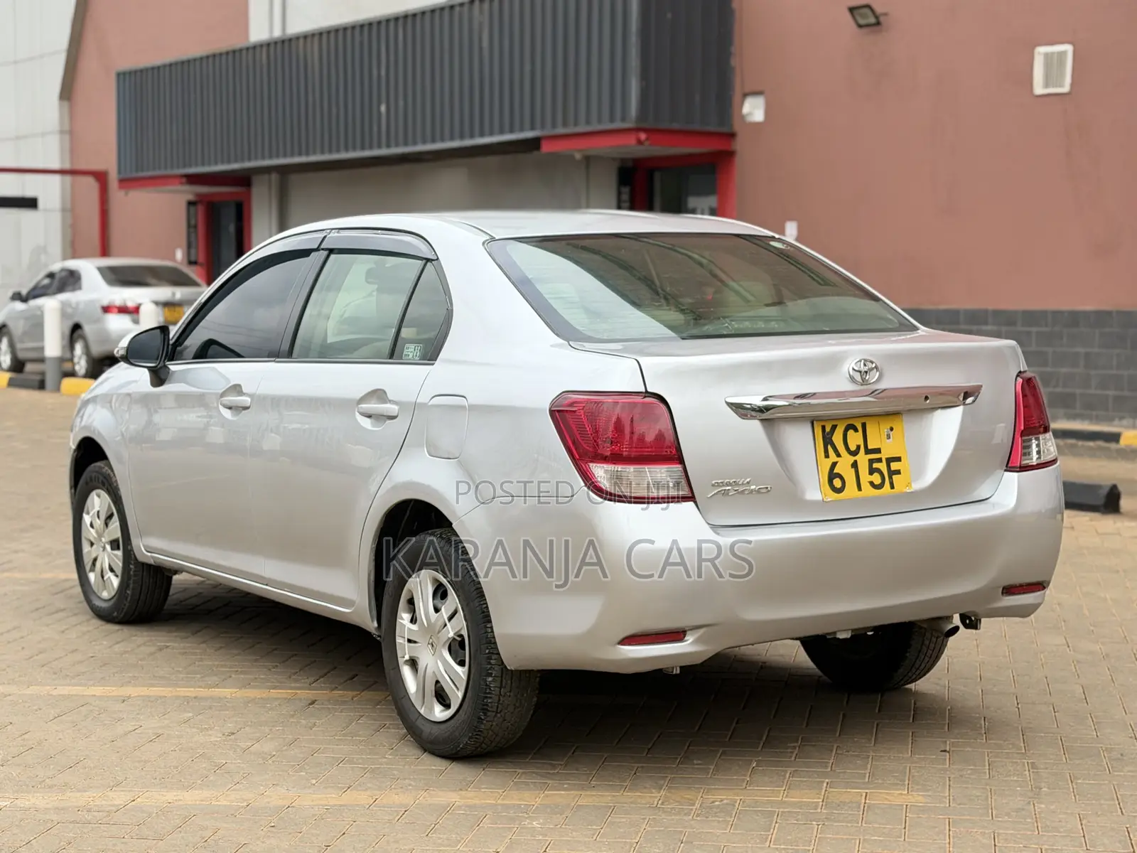 Toyota Axio 1.5 G 2WD 2015 Silver
