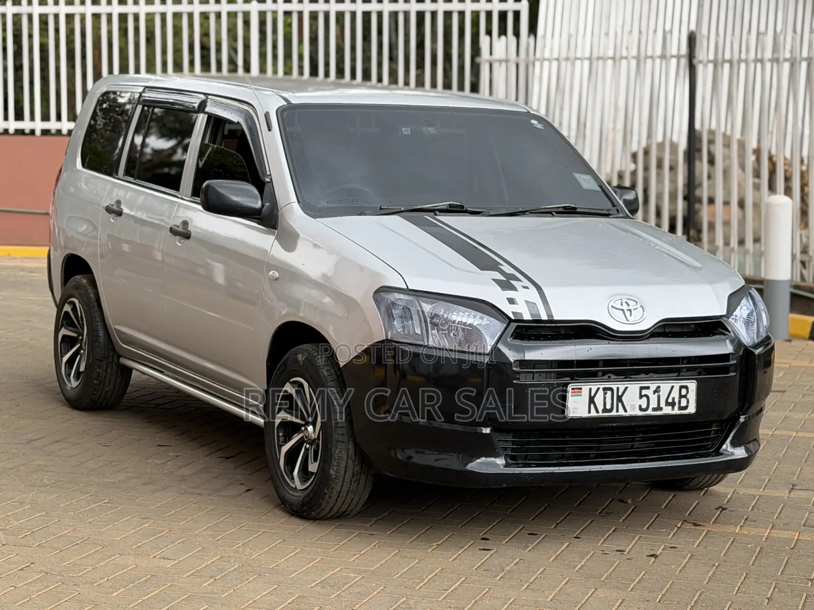 Toyota Succeed 2015 Silver
