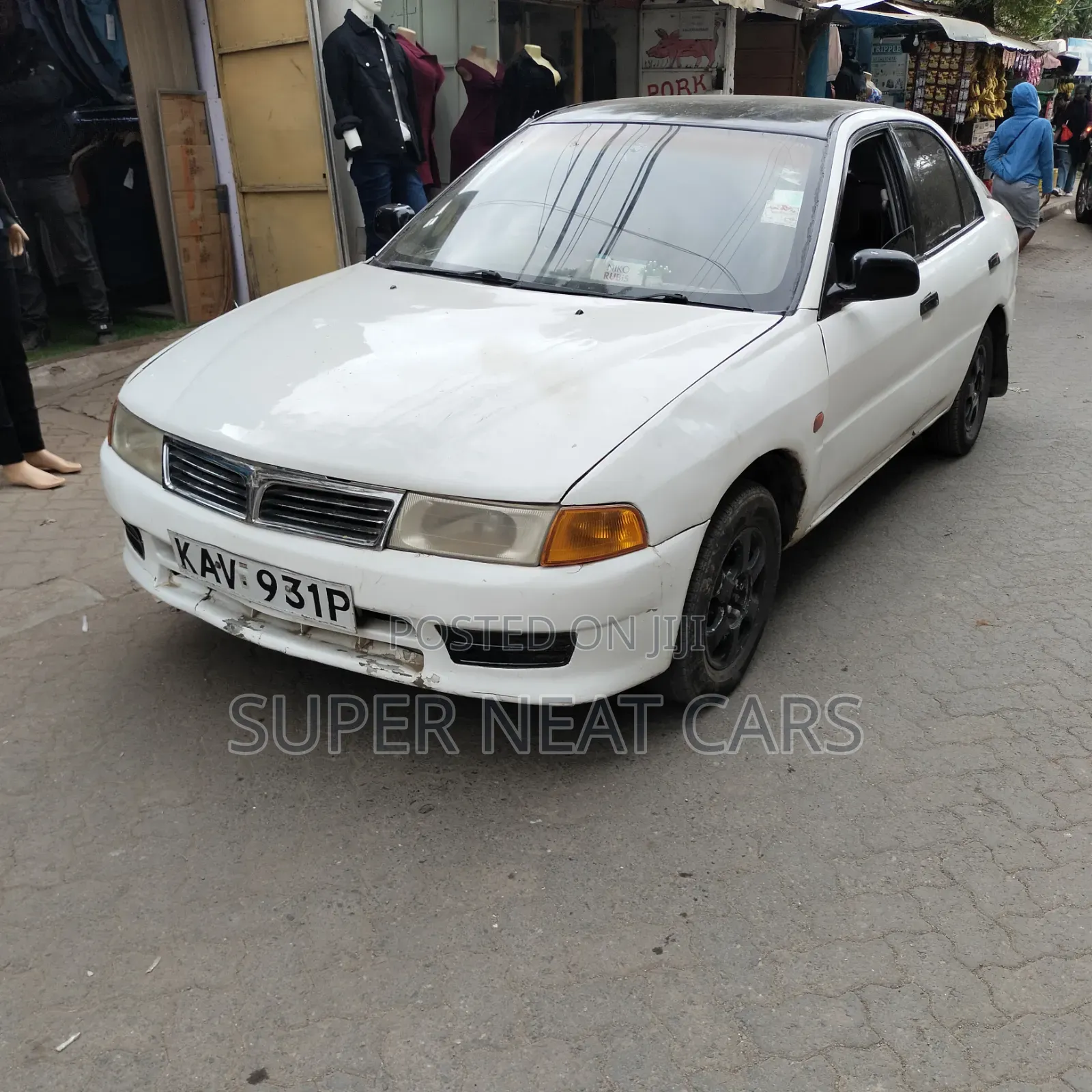 Mitsubishi Lancer 1998 White
