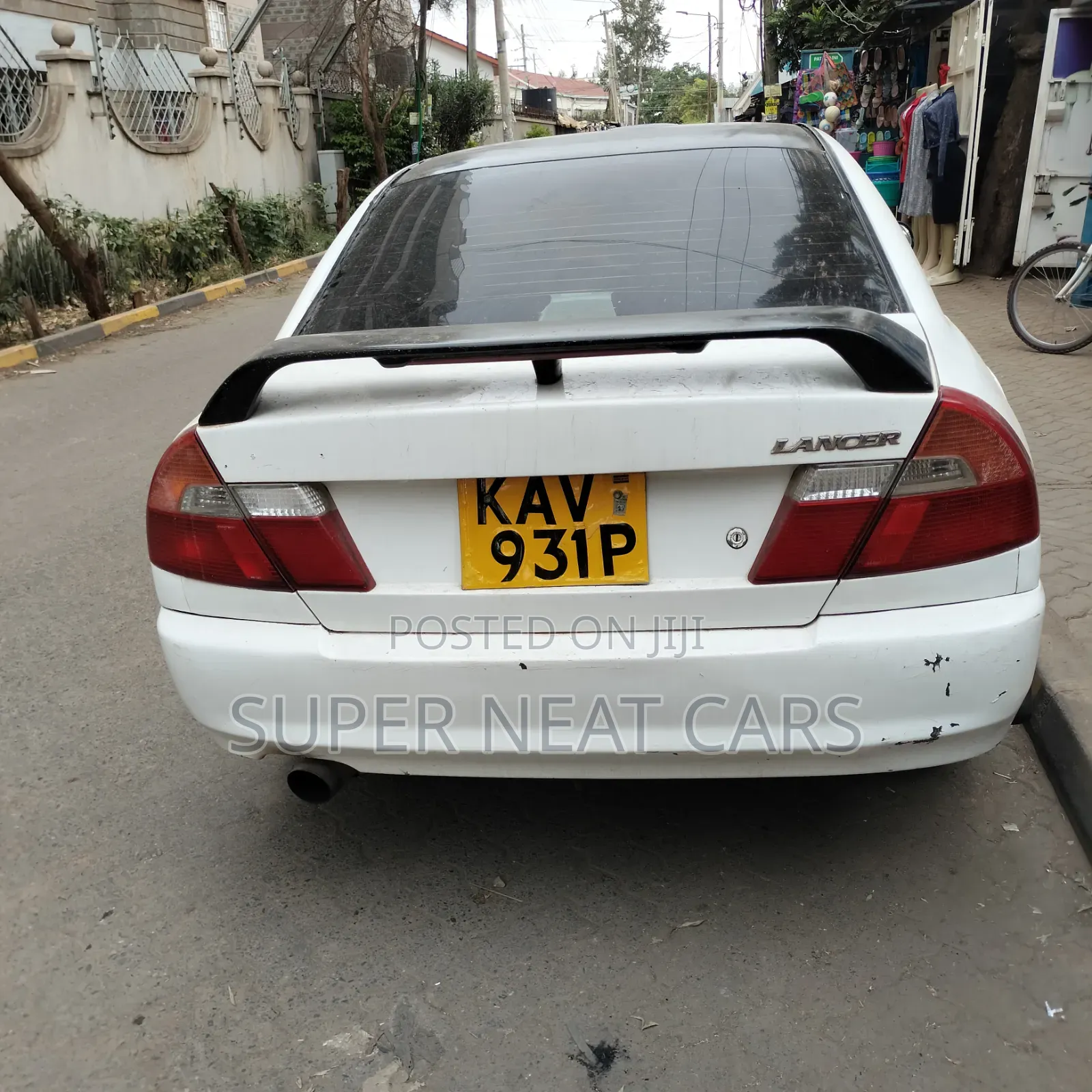 Mitsubishi Lancer 1998 White