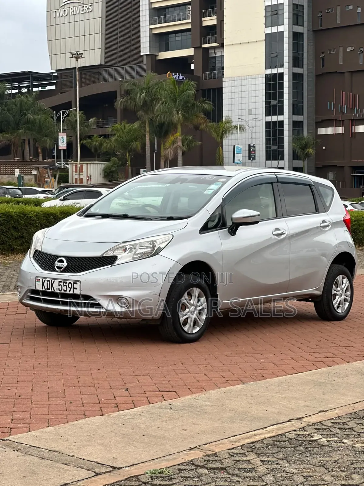 Nissan Note 2015 Silver