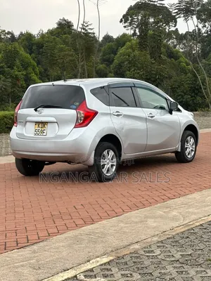 Nissan Note 2015 Silver