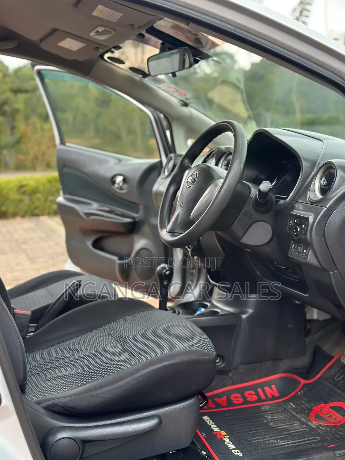 Nissan Note 2015 Silver