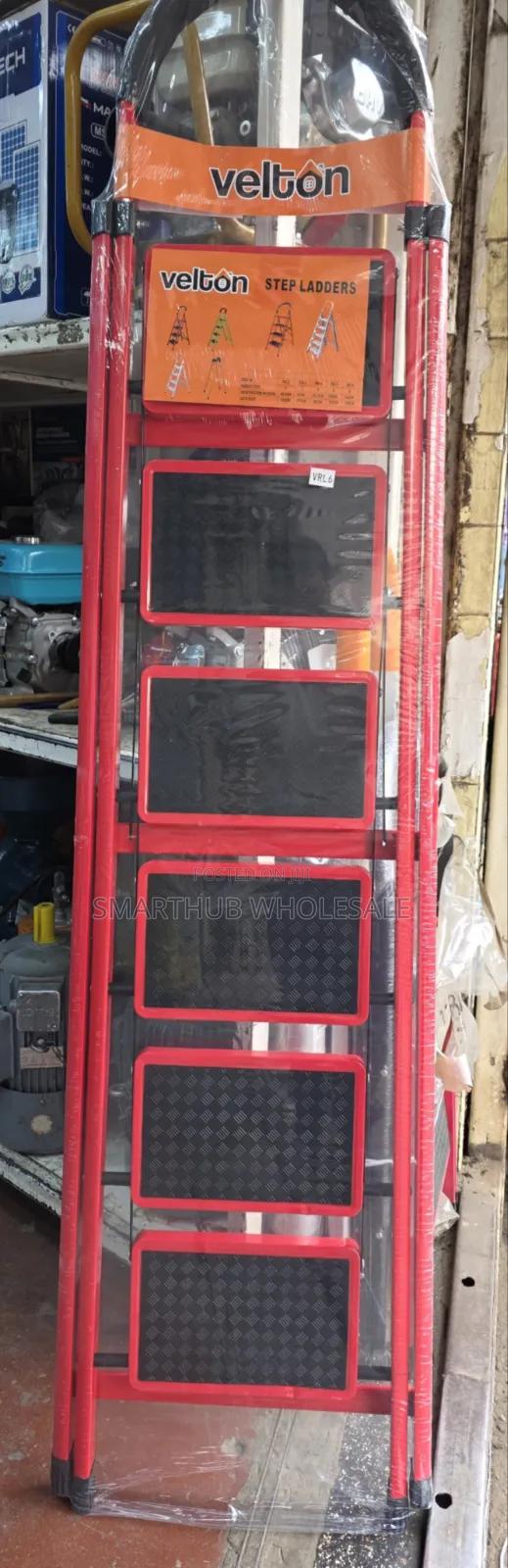 5 Step Ladder/Ladder - main view