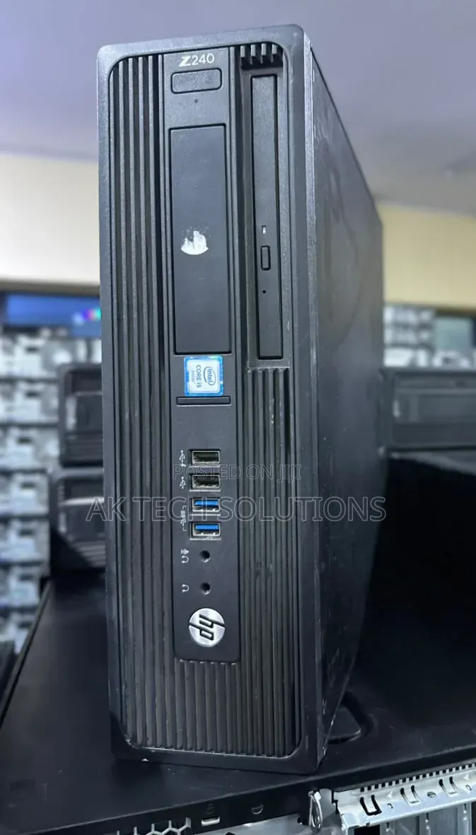 Desktop Computer HP Z240 8GB Intel Core i5 HDD 500GB