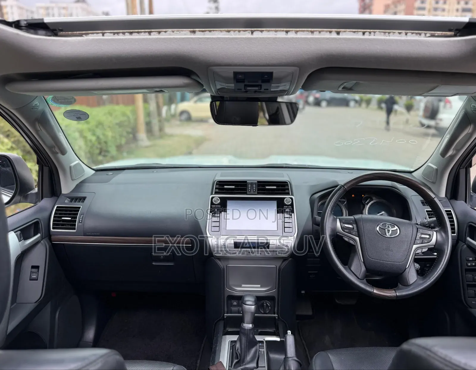 Toyota Land Cruiser Prado 2.8 2019 Pearl