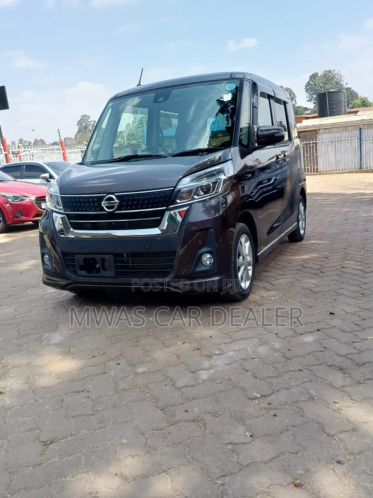 Nissan Dayz Roox 2019 Brown