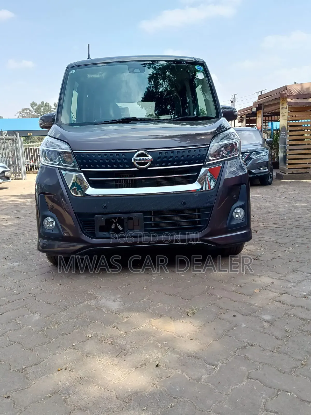 Nissan Dayz Roox 2019 Brown