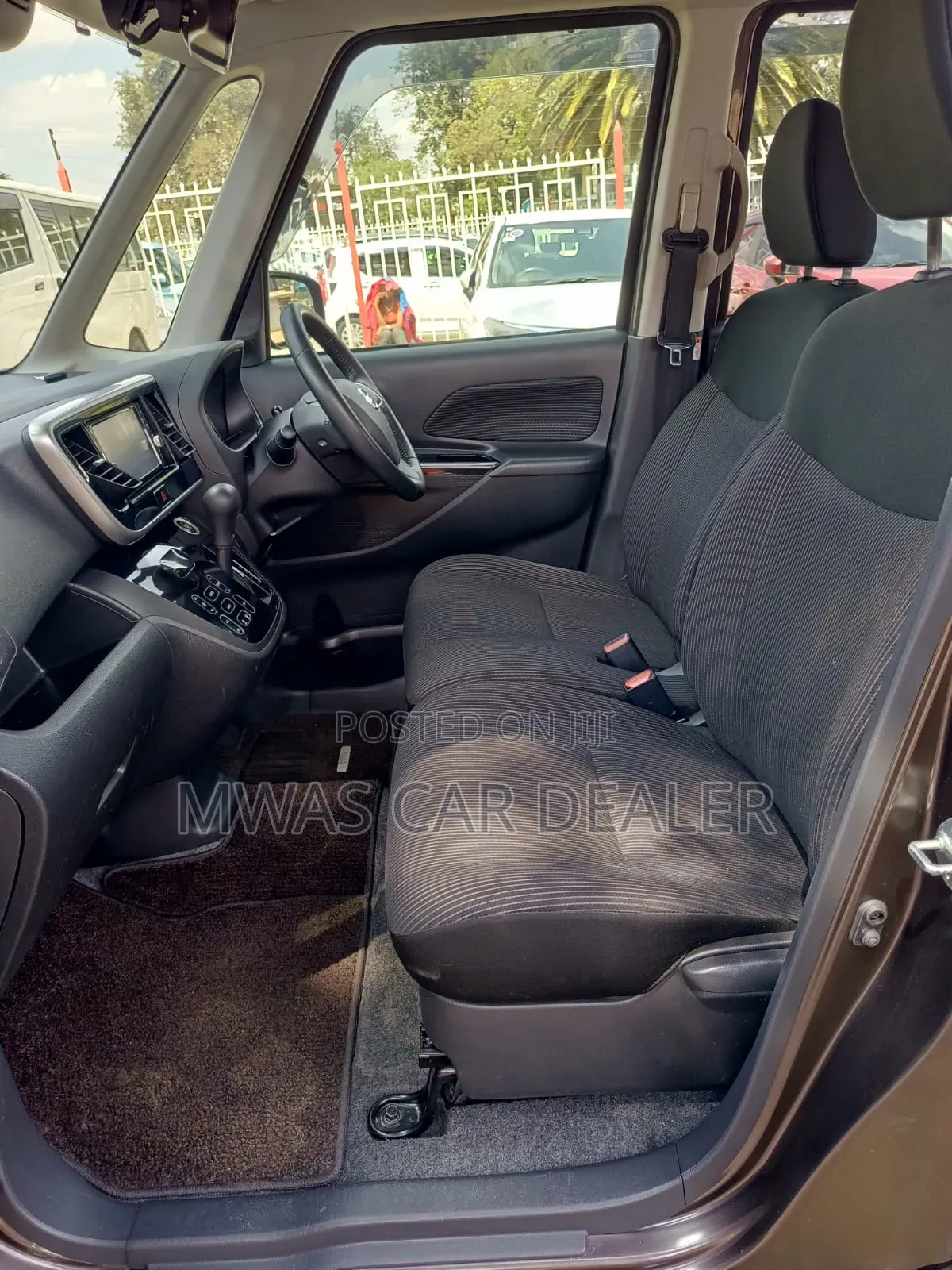 Nissan Dayz Roox 2019 Brown