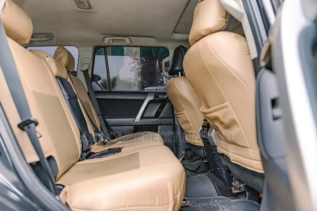 Toyota Land Cruiser 2015 Black