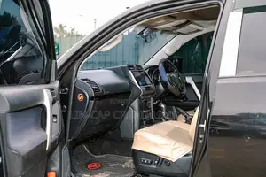 Toyota Land Cruiser 2015 Black