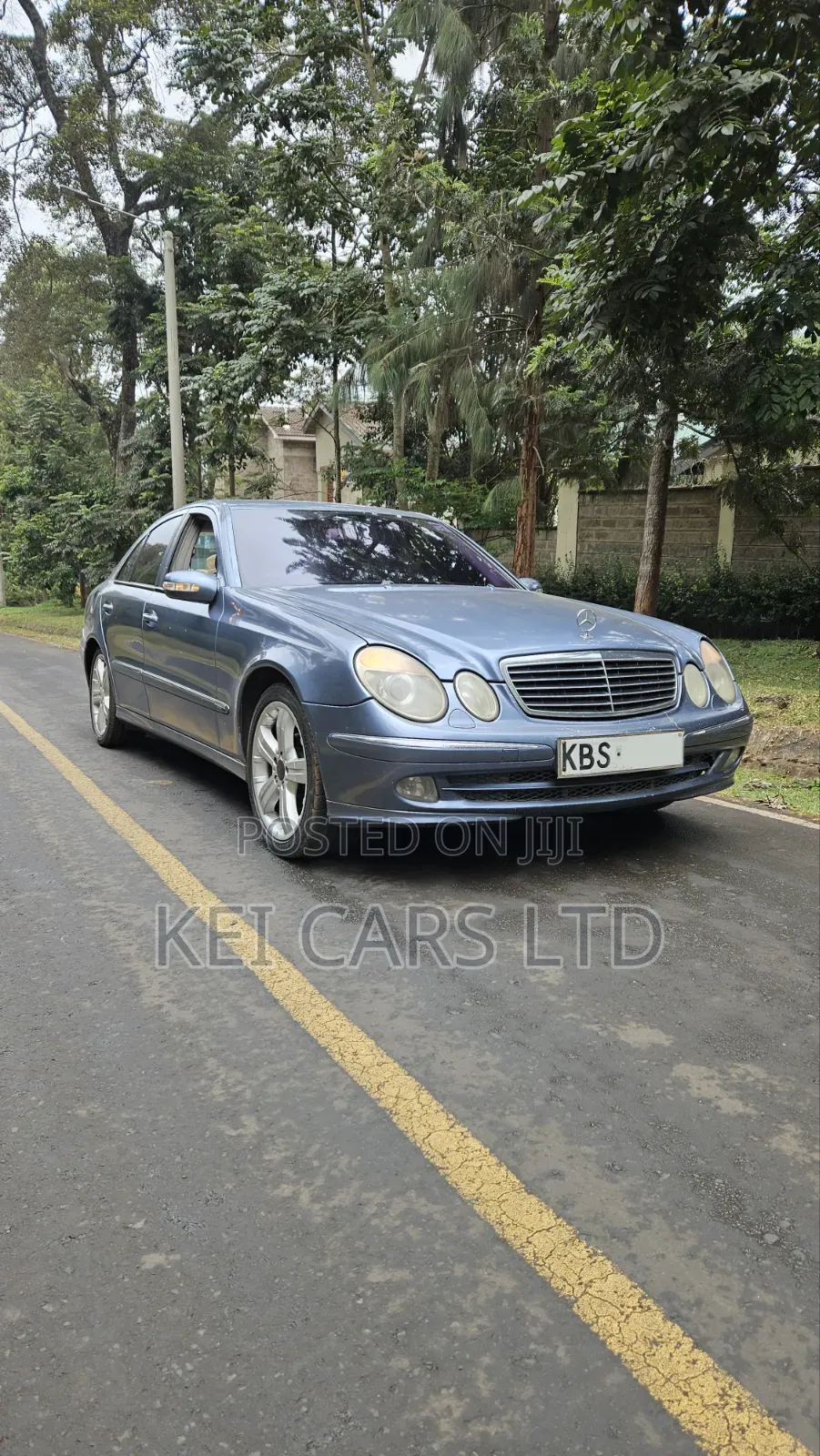 Mercedes-Benz E280 2005 Blue