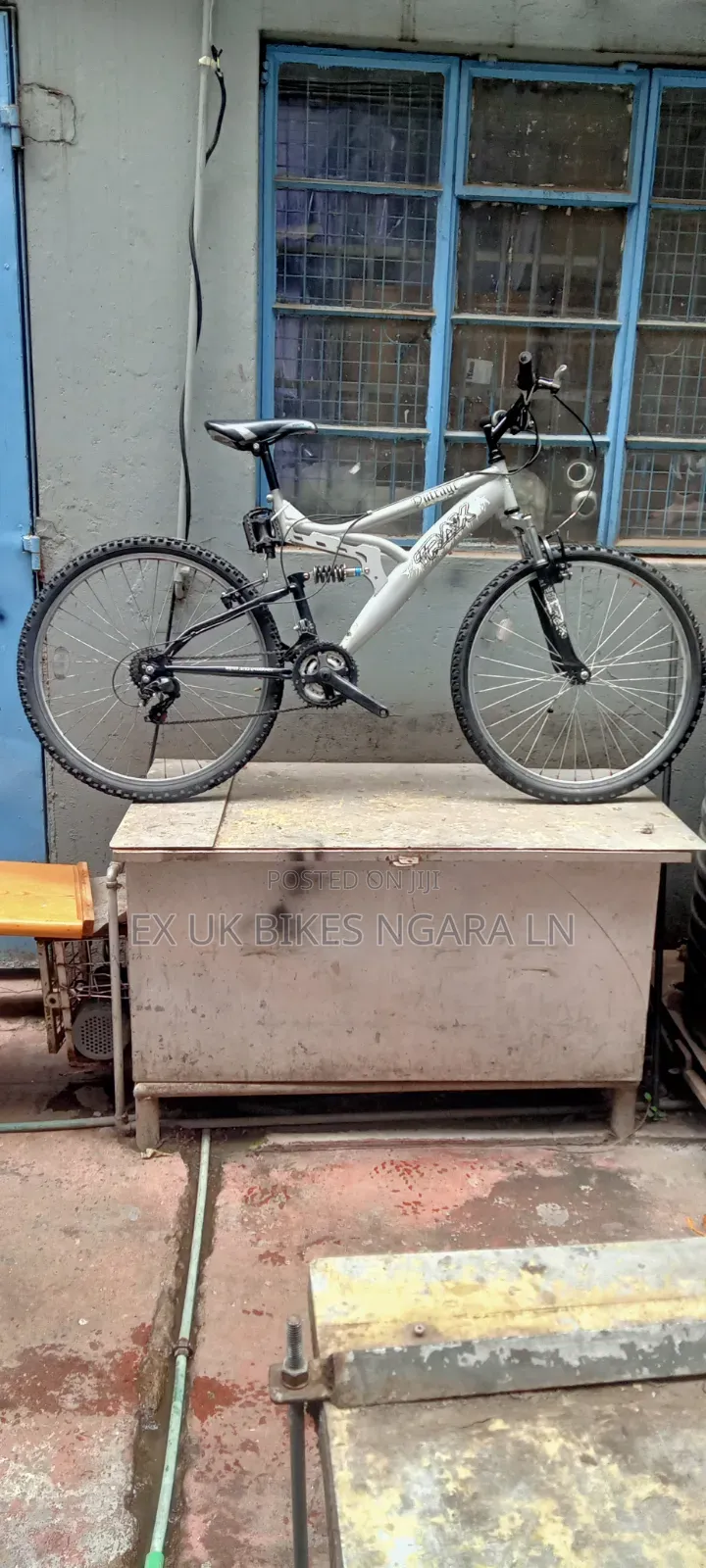 Ex Uk Size 26 Outrage Full Suspension MTB