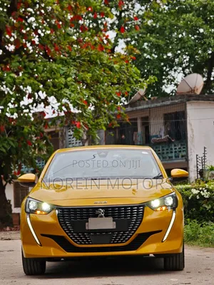 Peugeot 208 2019 Yellow