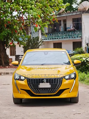 Peugeot 208 2019 Yellow