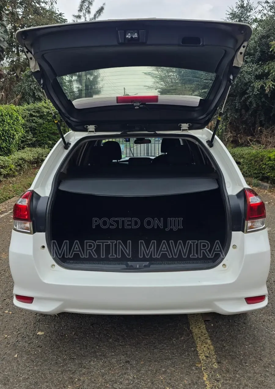Toyota Corolla Fielder 2016 White