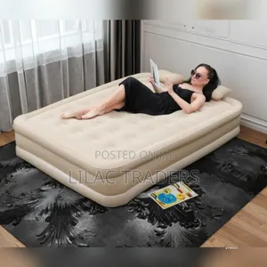 Inflatable King Size Airbed With Built-in Pump – 200×180×40cm Galo