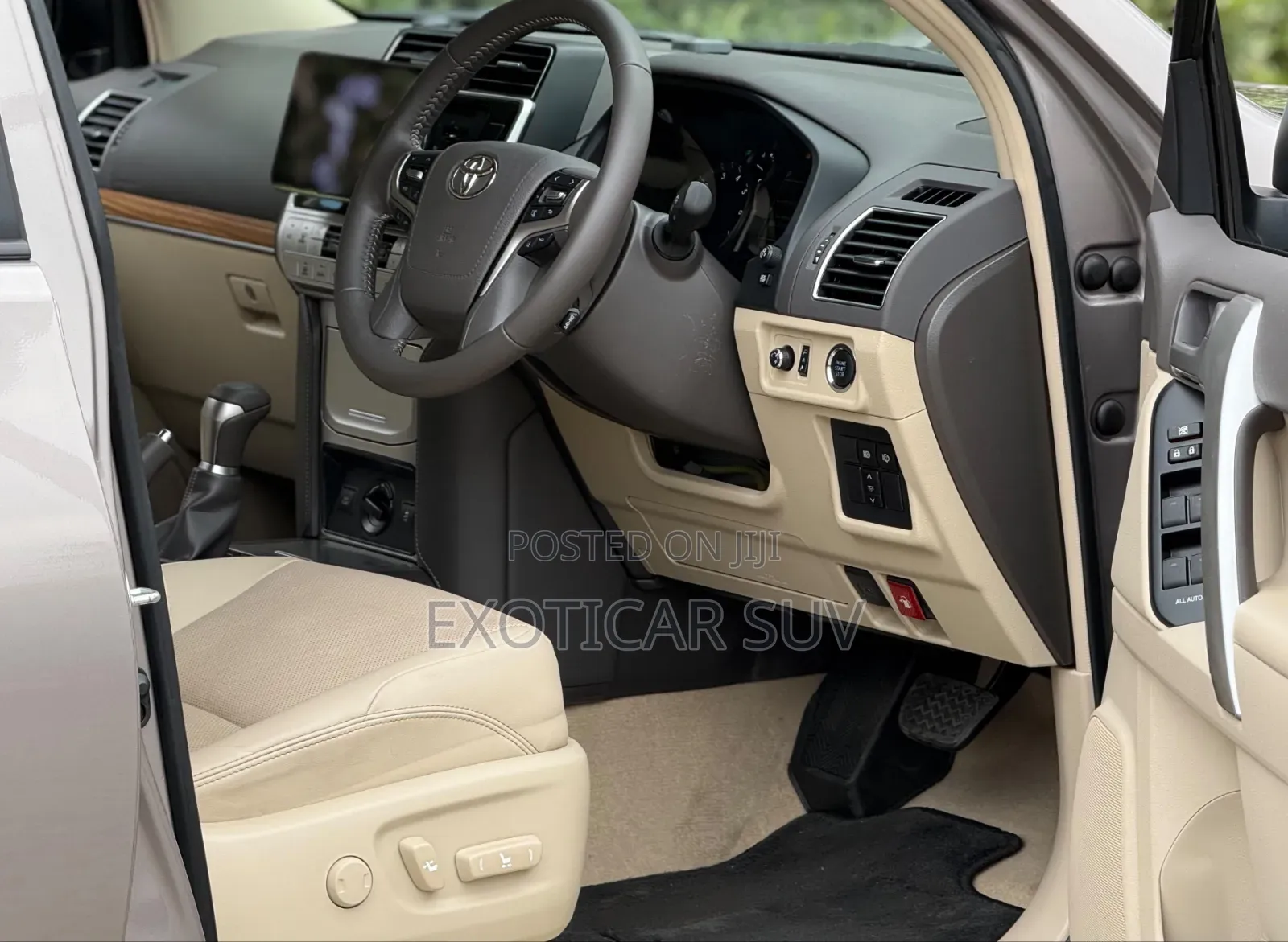 Toyota Land Cruiser Prado 2.7 2023 Burgundy