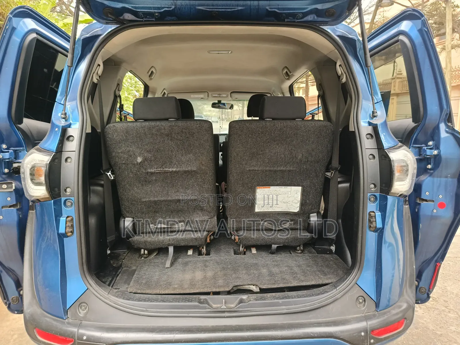 Toyota Sienta 1.5 FWD 2014 Blue