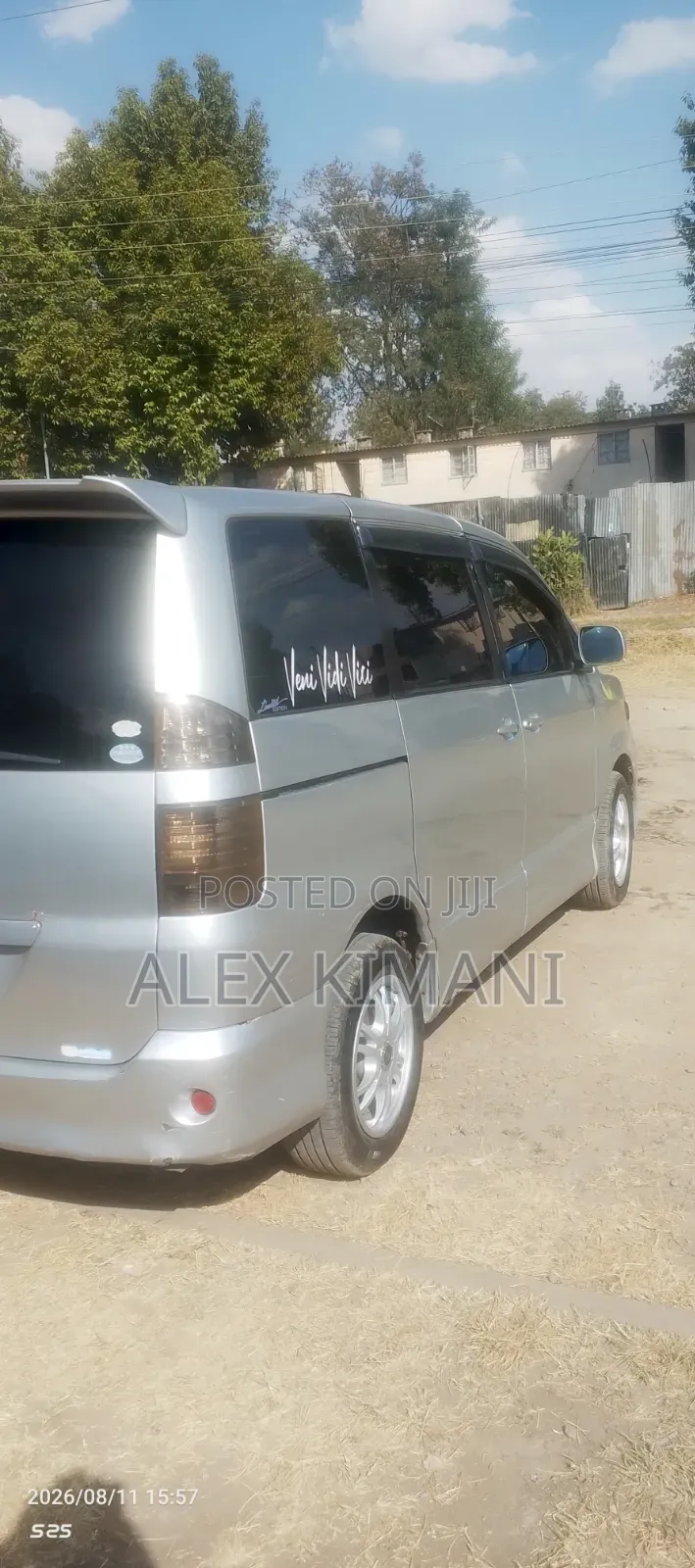 Toyota Voxy 2005 Silver