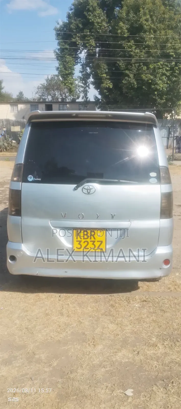 Toyota Voxy 2005 Silver