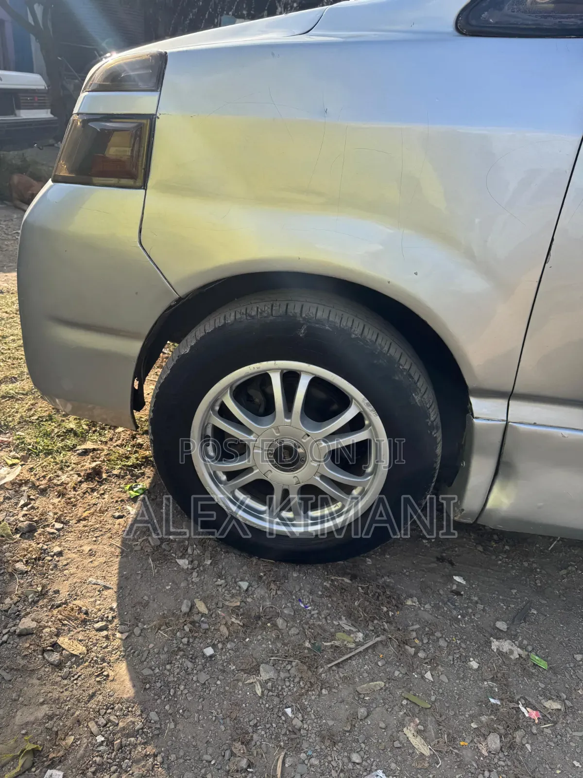 Toyota Voxy 2005 Silver