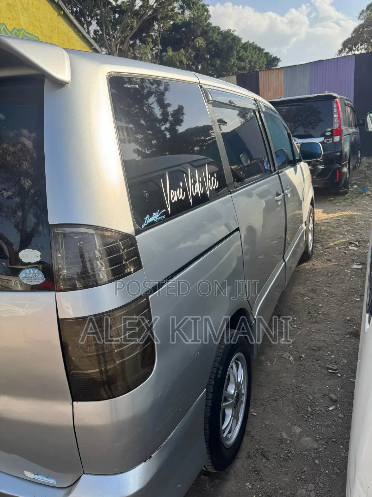 Toyota Voxy 2005 Silver