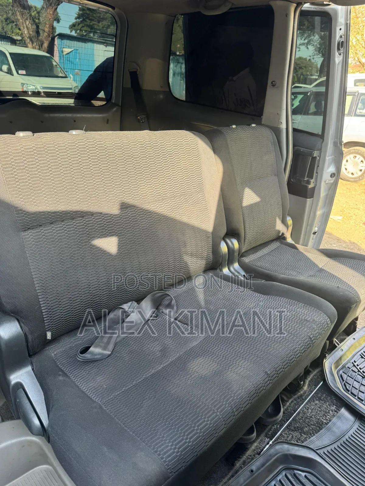 Toyota Voxy 2005 Silver