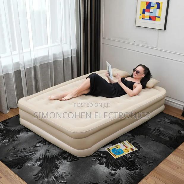 Inflatable Airbed Mattress With Inbuilt Electric Pump(self Inflating)