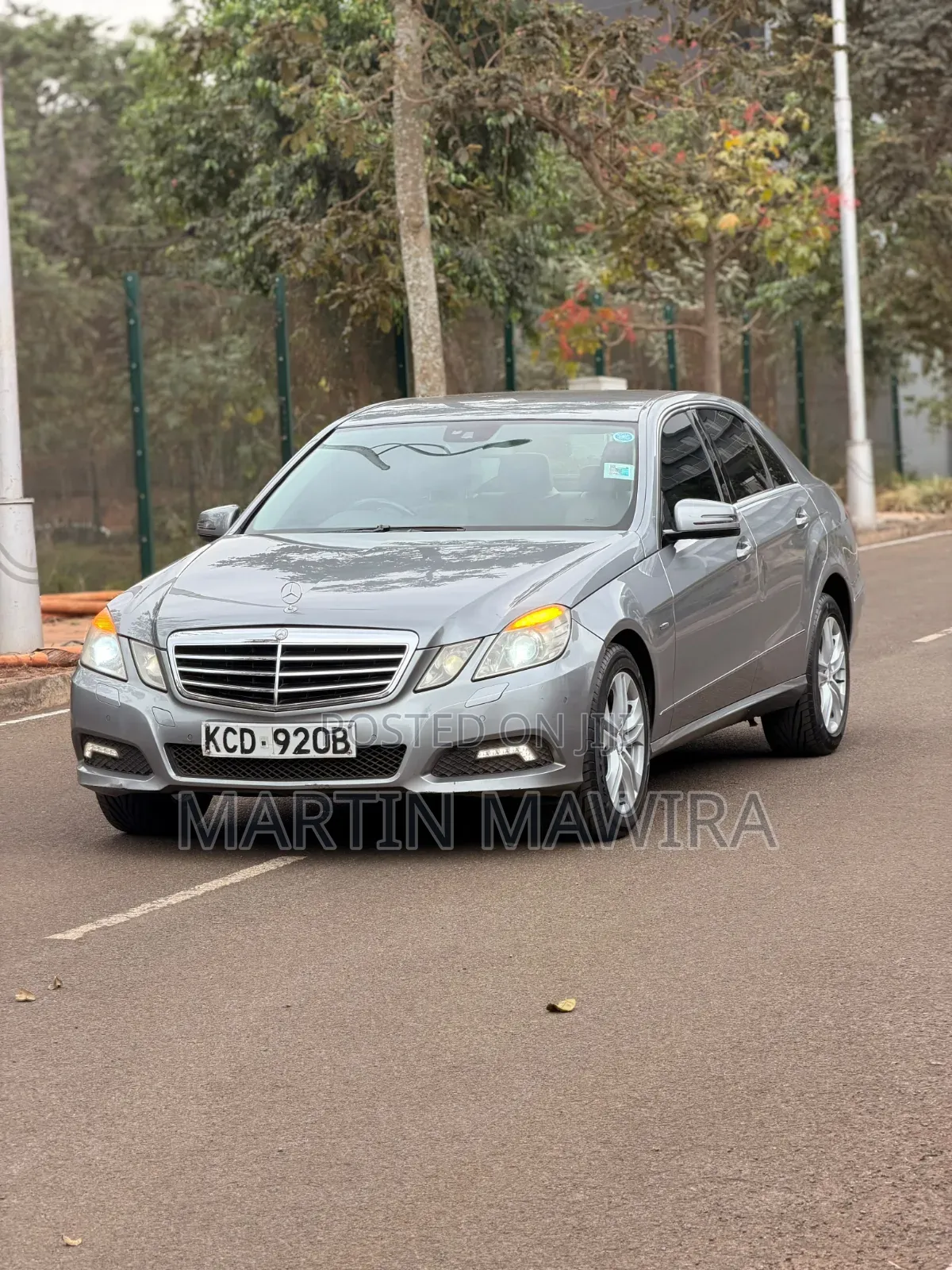 Mercedes-Benz E200 2014 Gray
