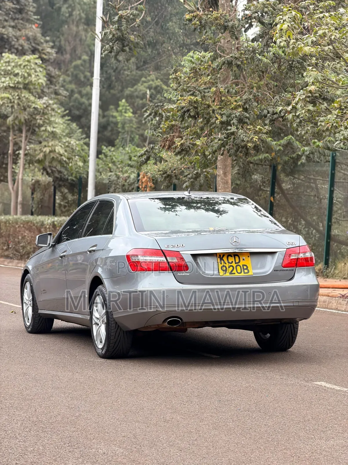 Mercedes-Benz E200 2014 Gray