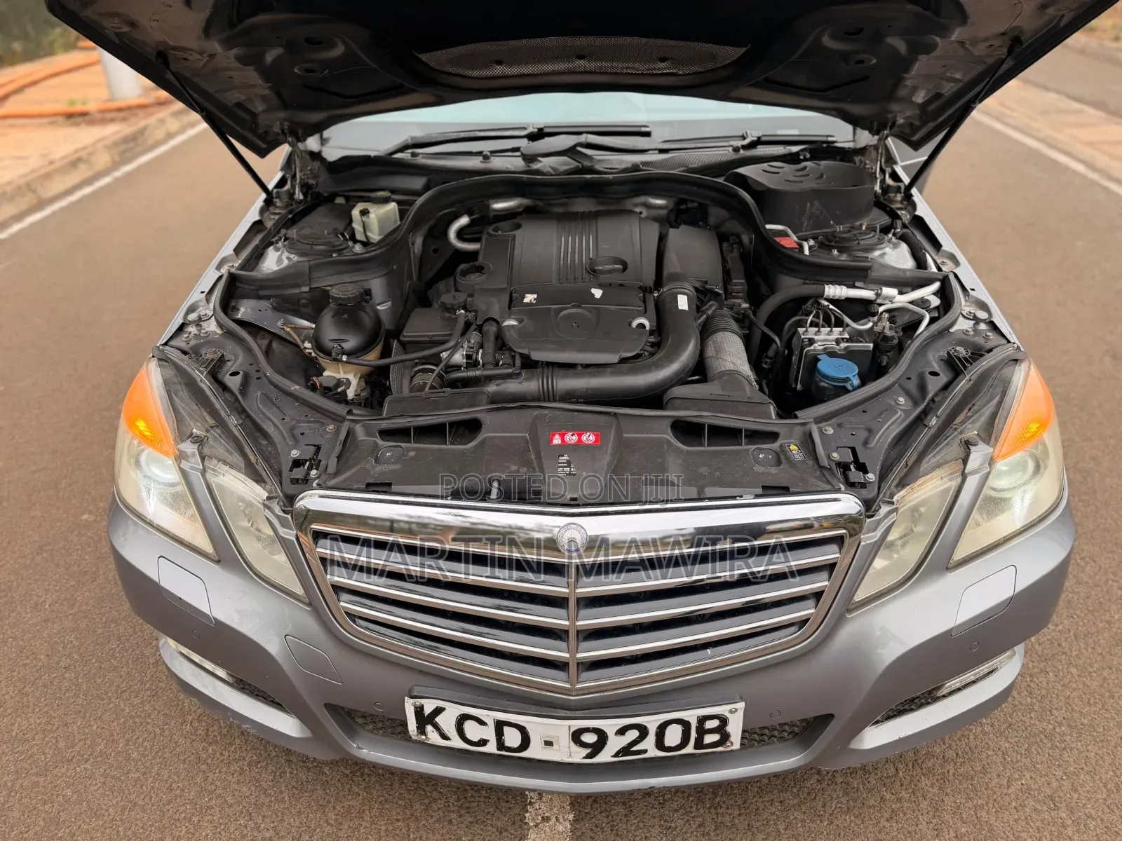 Mercedes-Benz E200 2014 Gray