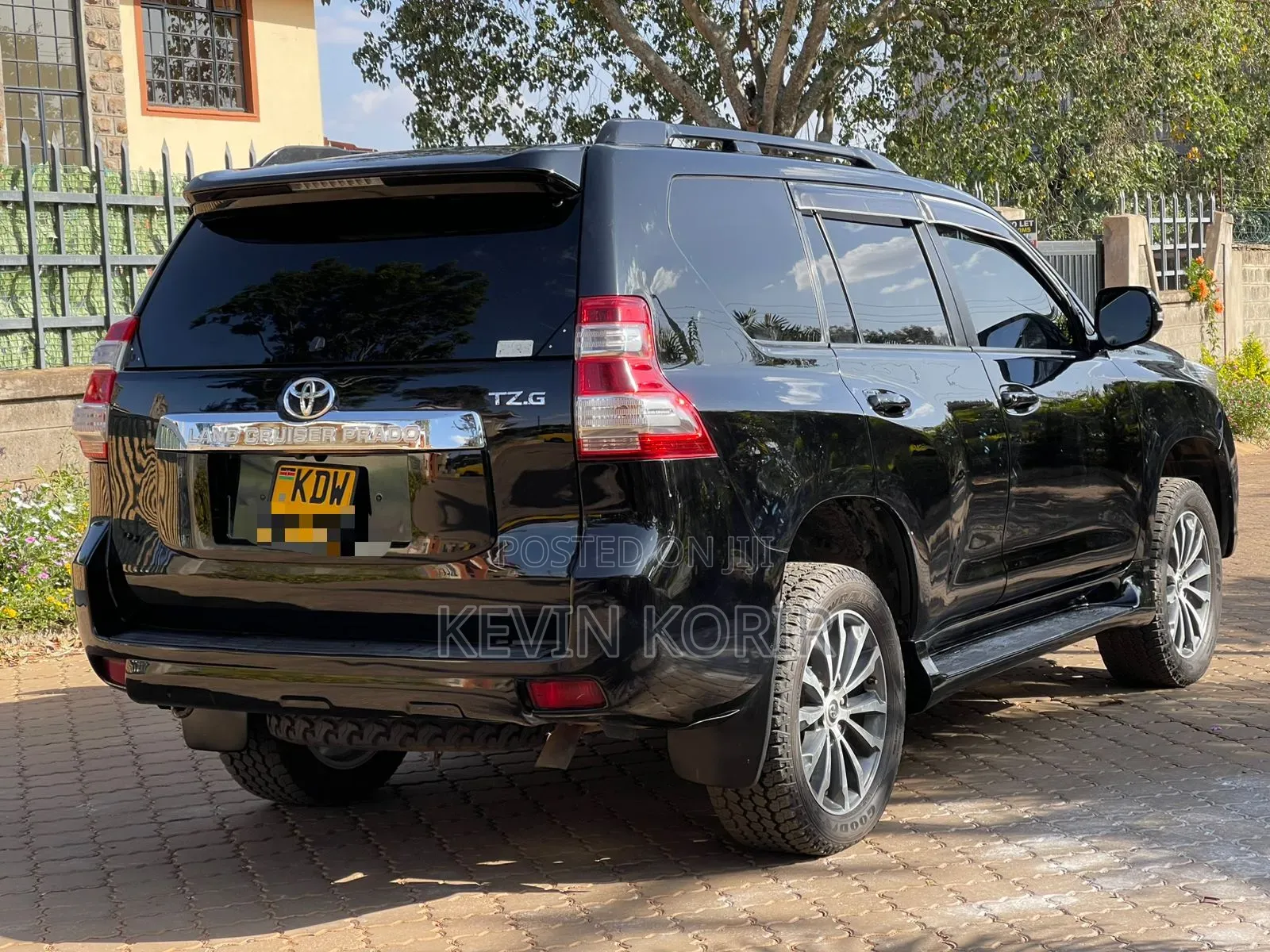 Toyota Land Cruiser Prado 4.0 Petrol TZ-G 2009 Black