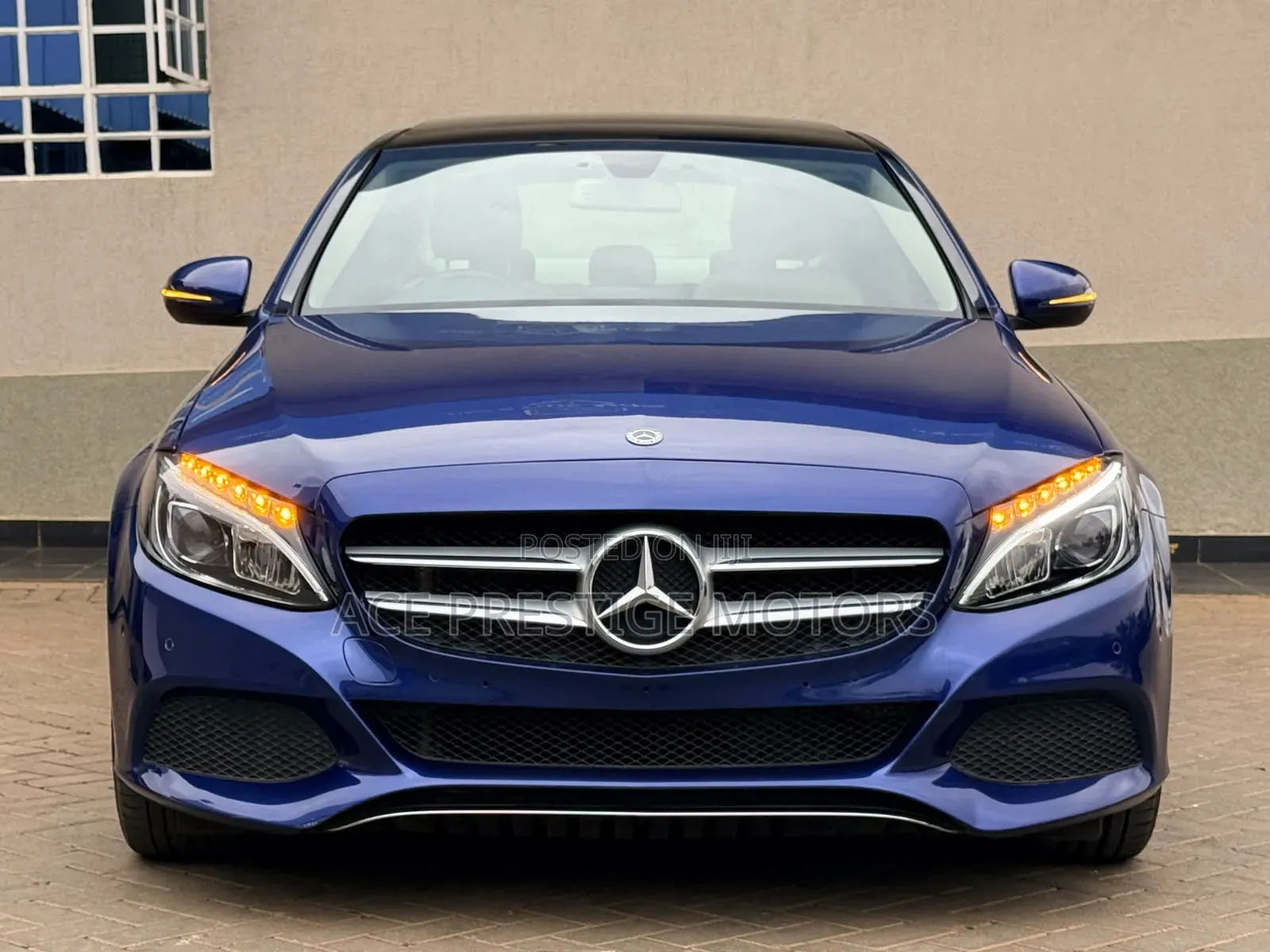 Mercedes-Benz C200 2019 Blue