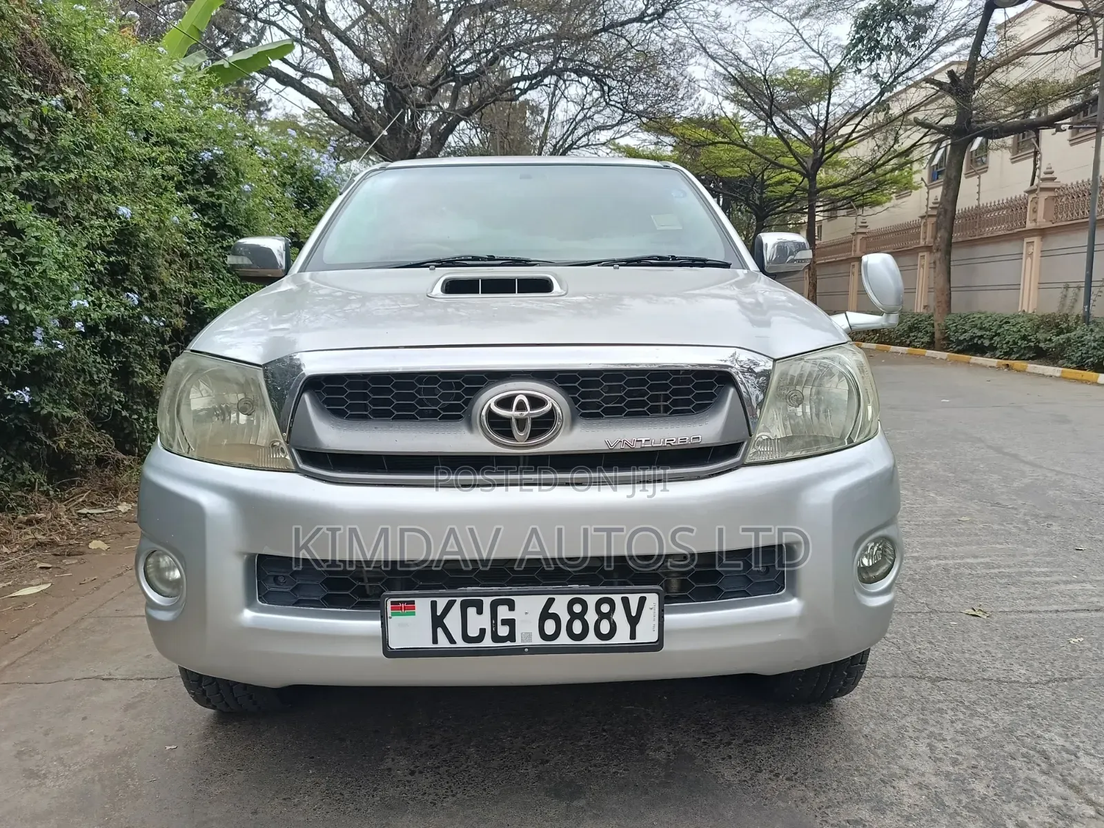 Toyota Hilux 2010 Silver