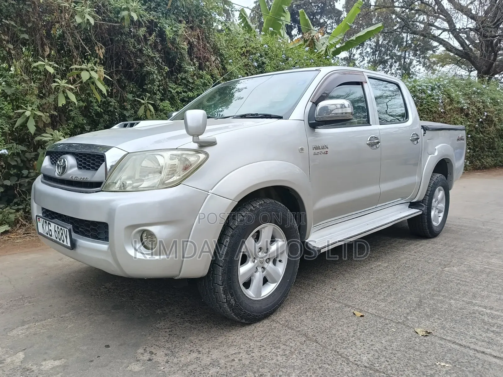 Toyota Hilux 2010 Silver