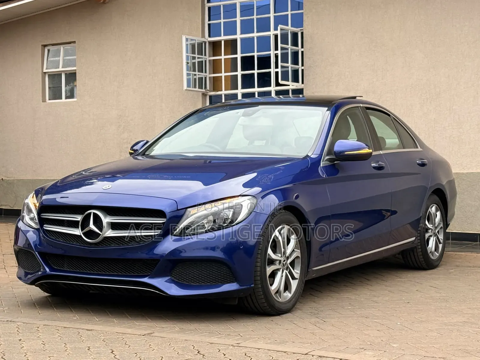 Mercedes-Benz C200 2019 Blue