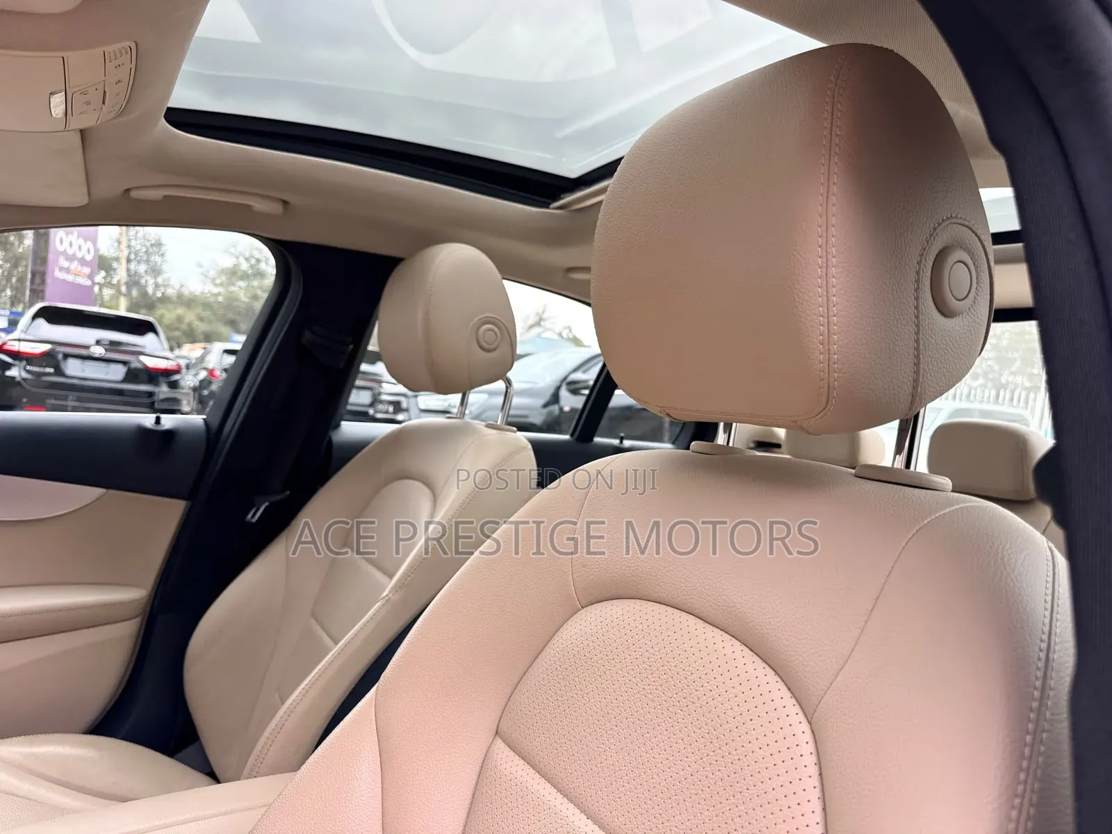Mercedes-Benz C200 2019 Blue