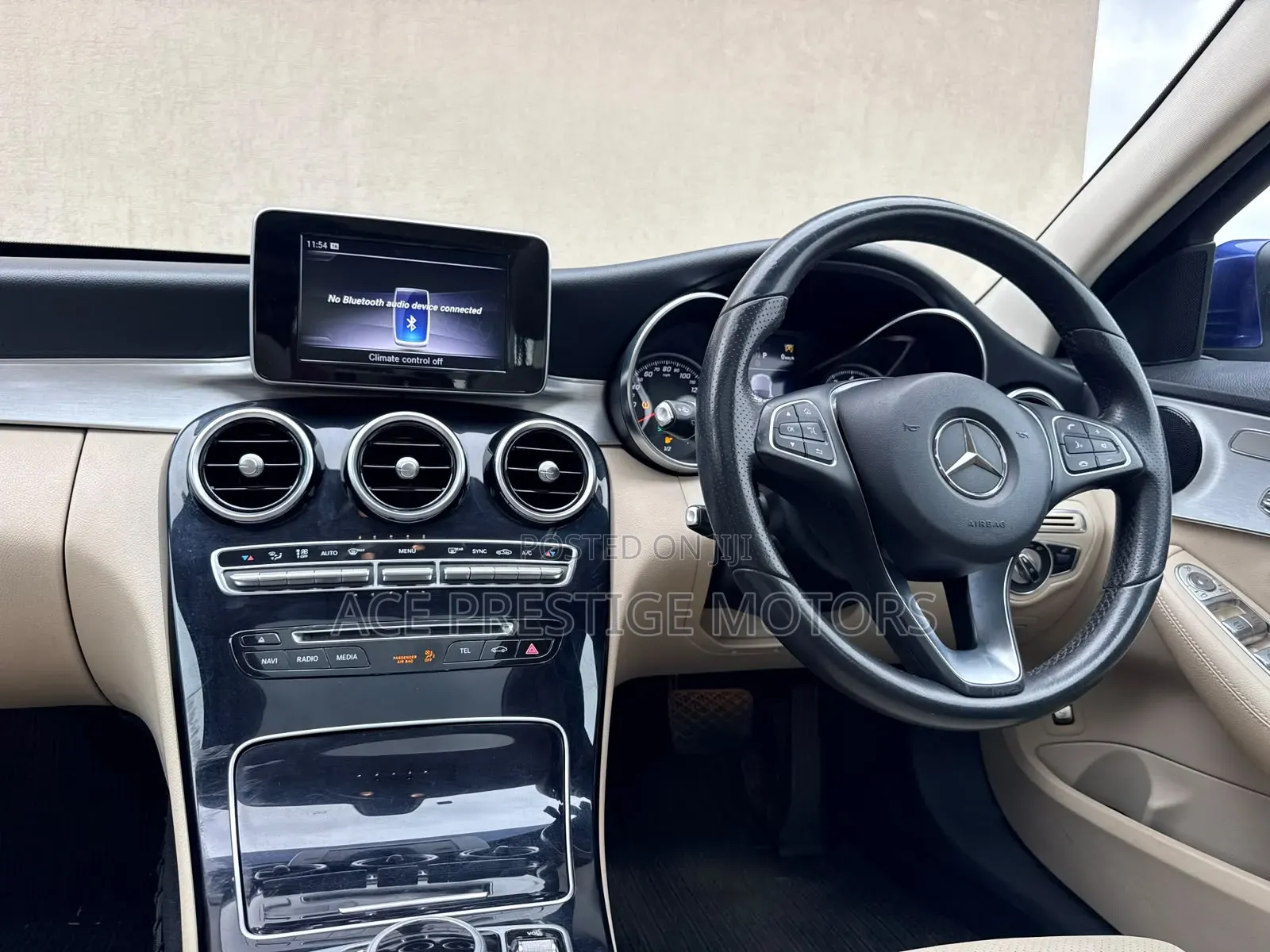 Mercedes-Benz C200 2019 Blue