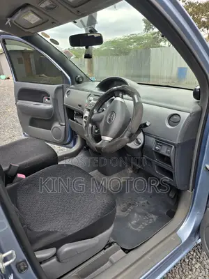 Toyota Sienta 1.5 FWD 2012 Blue
