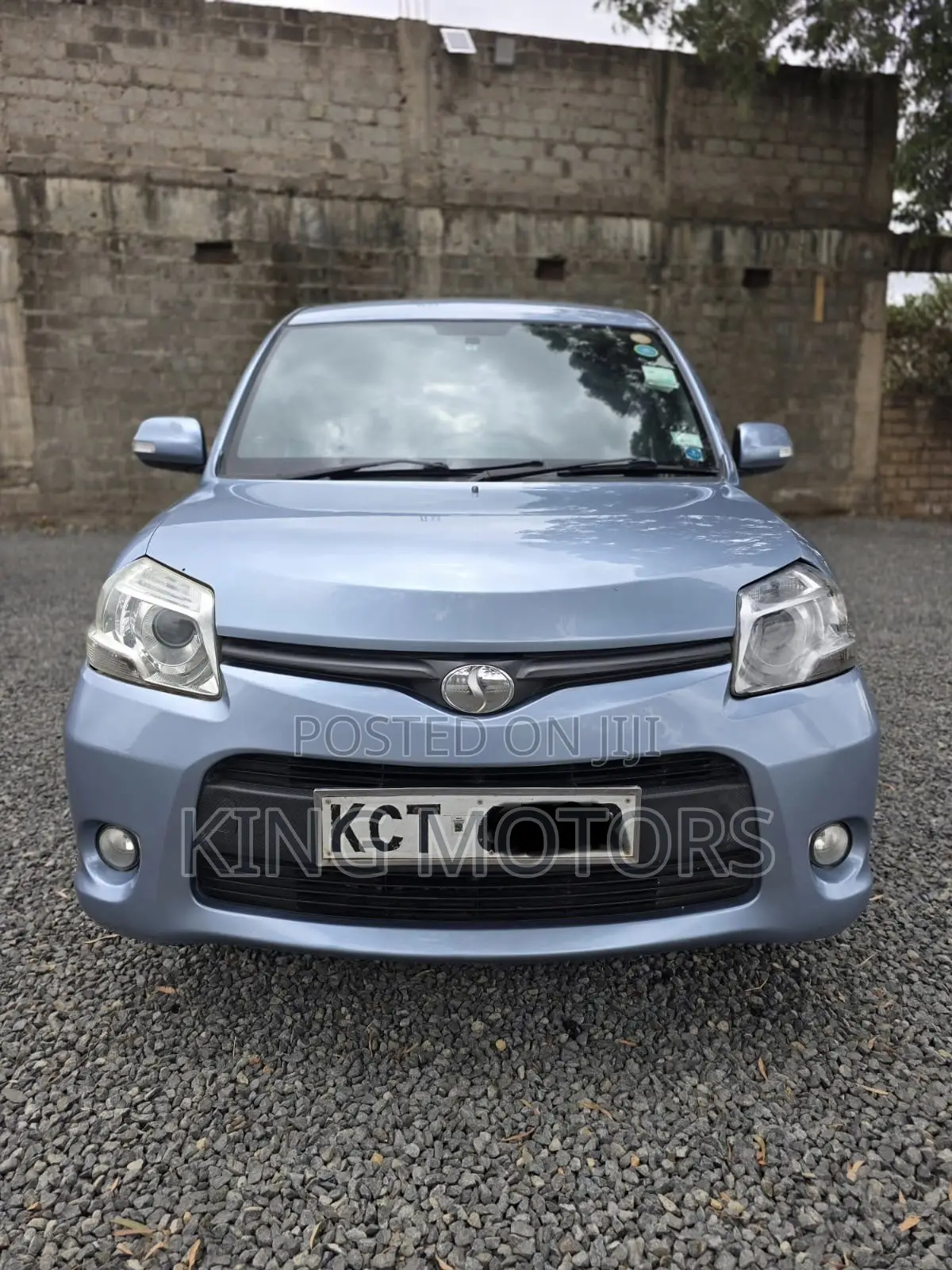 Toyota Sienta 1.5 FWD 2012 Blue
