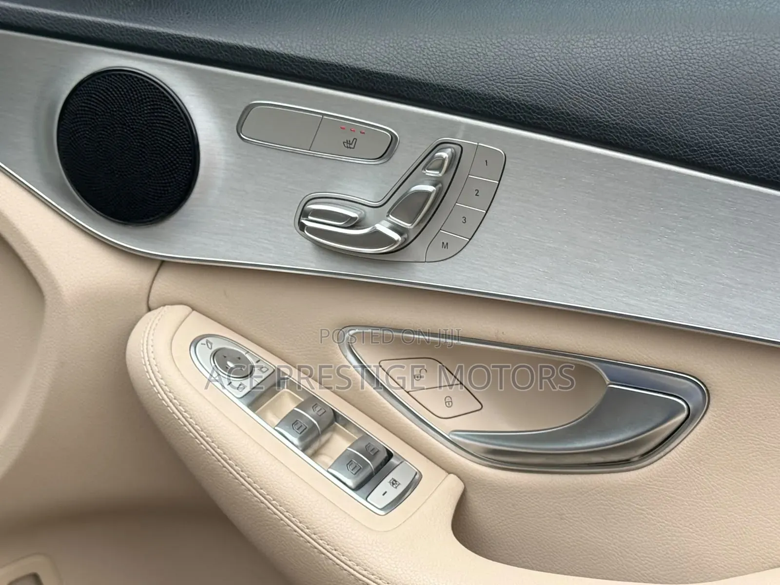 Mercedes-Benz C200 2019 Blue