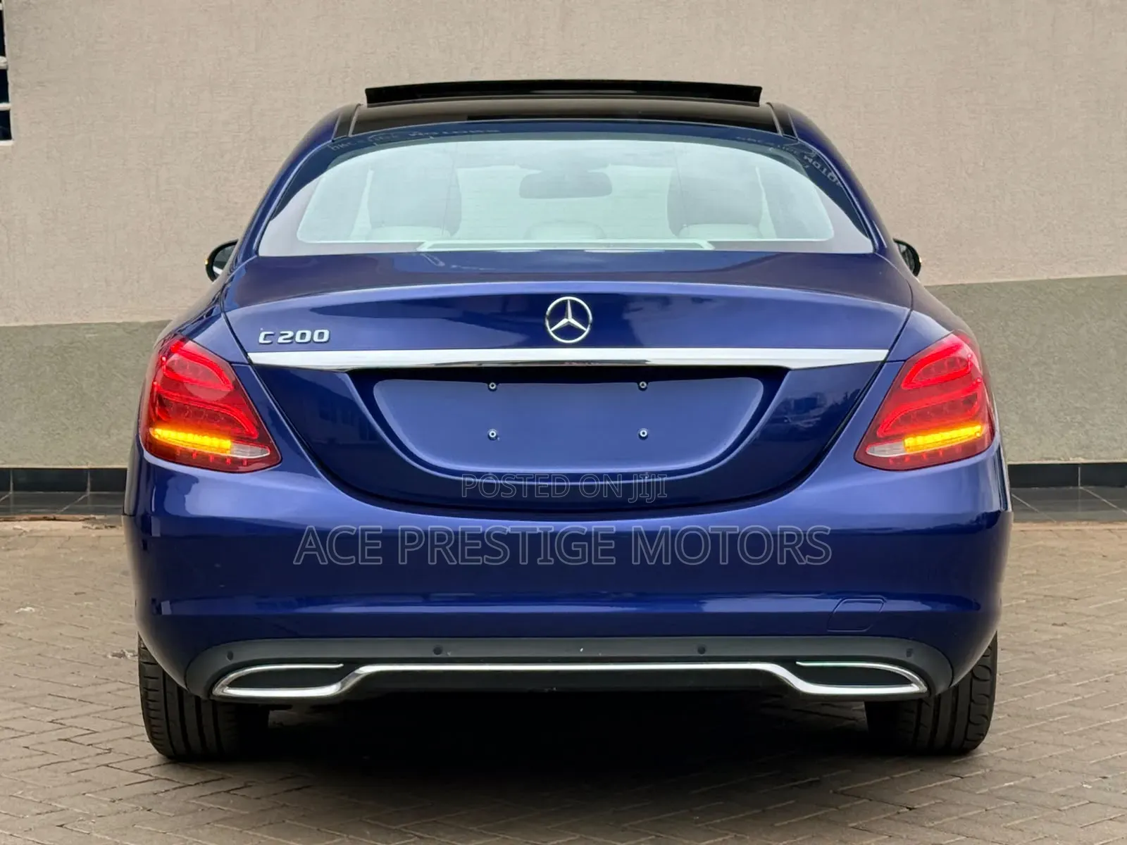 Mercedes-Benz C200 2019 Blue