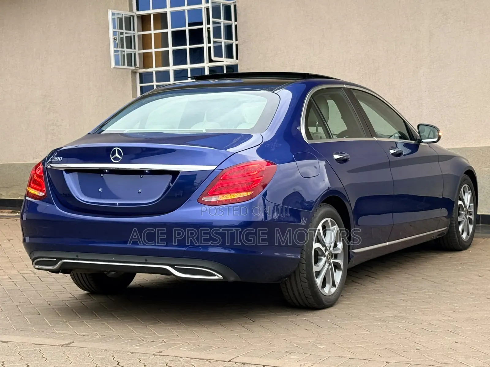 Mercedes-Benz C200 2019 Blue