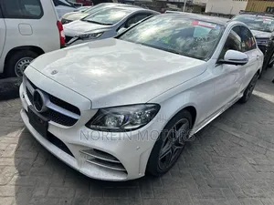 Mercedes-Benz C200 2019 White