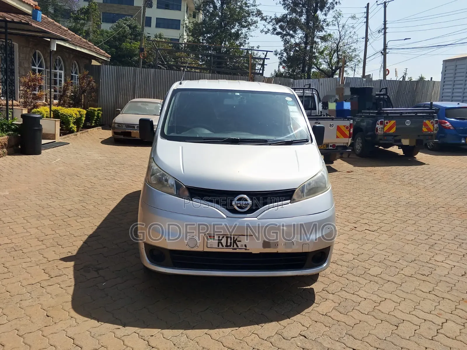 Nissan NP200 2014 Silver